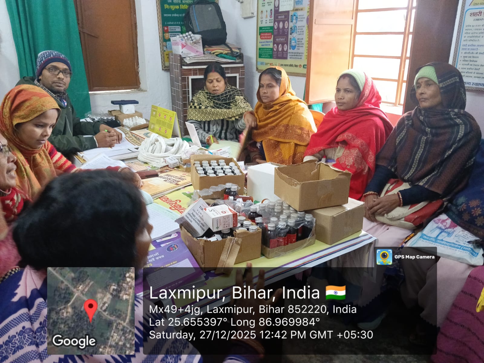 लक्ष्मीपुर में आयुष्मान भारत हेल्थ एंड वेलनेस सेंटर द्वारा मासिक मीटिंग का आयोजन